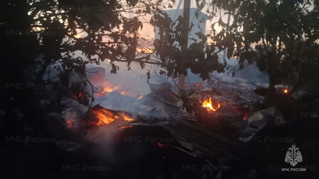 Пожар в Бабынинском районе, пос. Бабынино ул. Строительная